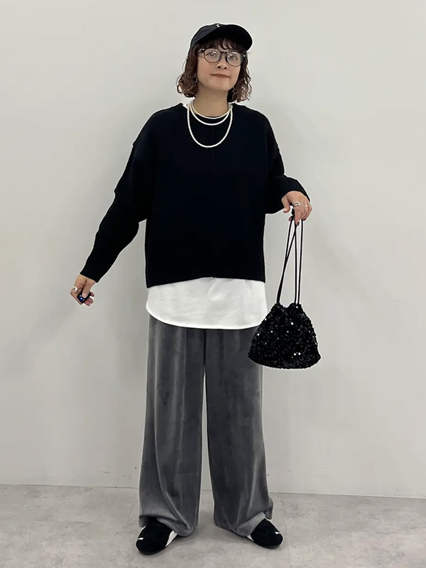 リラクシーなコーデもお出かけ仕様に変えるモノトーンの力 | モノトーンコーデ
